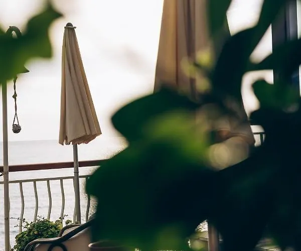 Hotel Arc En Ciel 4*