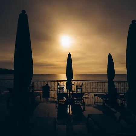 Arc En Ciel Hotel