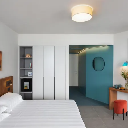 Arc En Ciel Hotel 4*