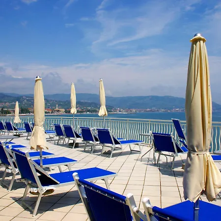 Szálloda Arc En Ciel