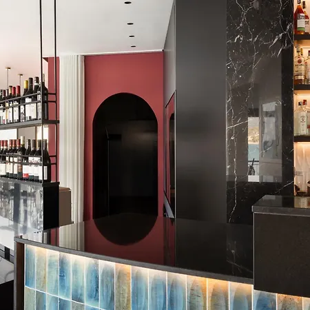 Arc En Ciel Hotel 4*