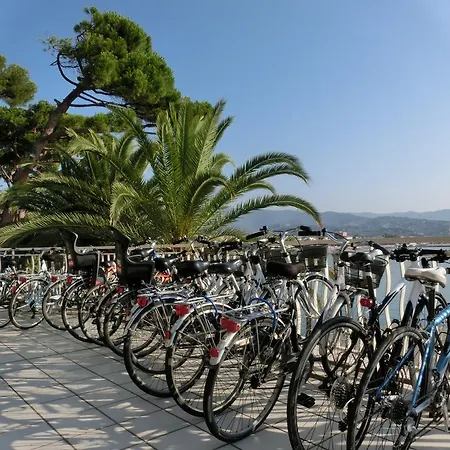 Szálloda Arc En Ciel Diano Marina