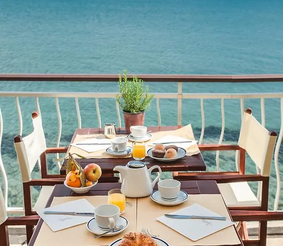 Arc En Ciel Hotel 4*